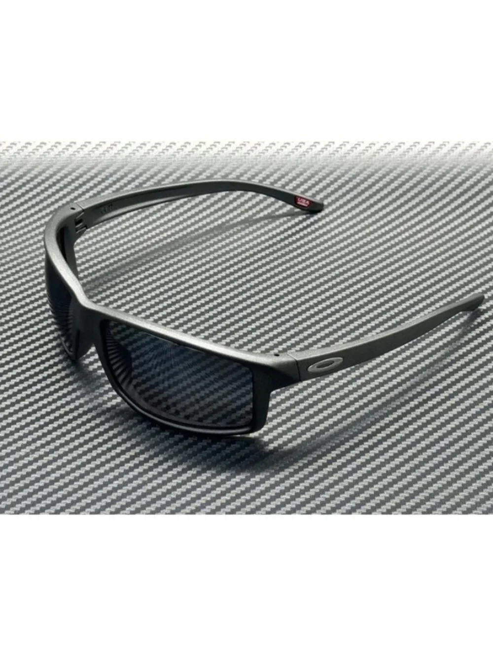 New Oakley Men Matte Steel Sunglasses 62-17-133
